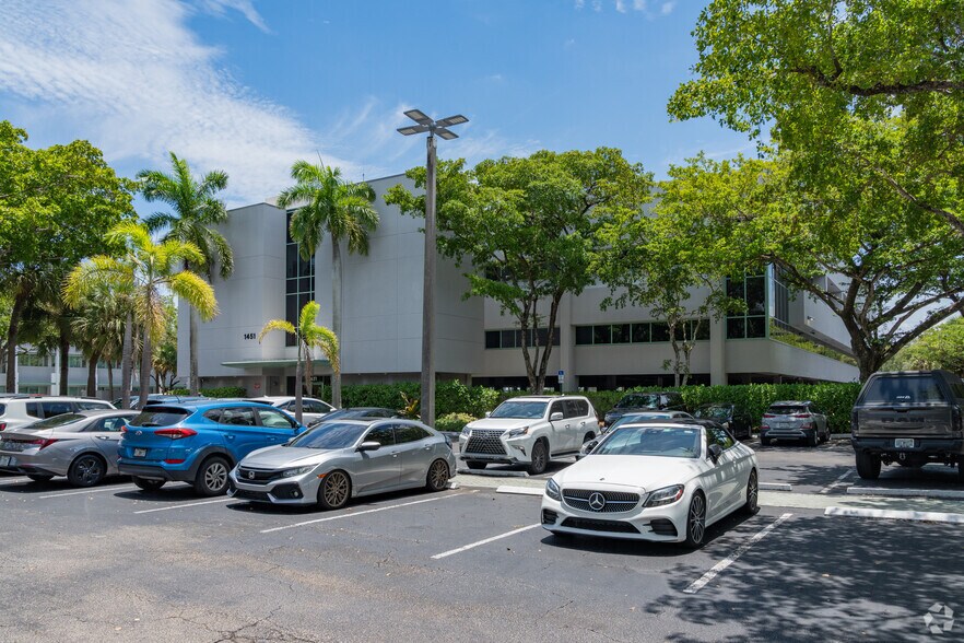 More Photos Of 1451 W Cypress Creek Rd, Fort Lauderdale Office For Lease