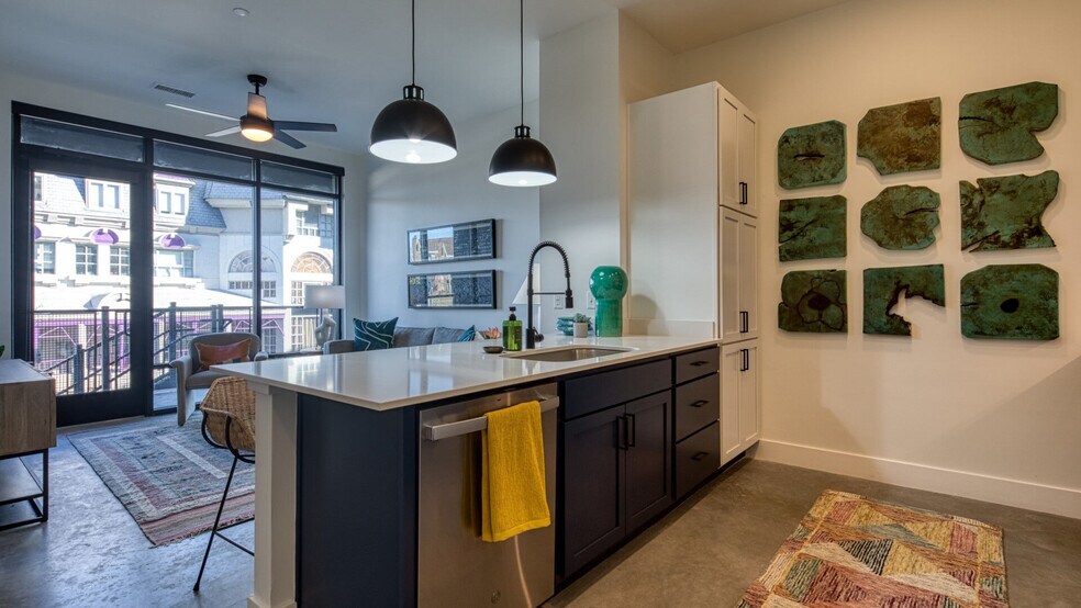 More Photos Of 225 W Olney Rd, Norfolk Apartments For Sale