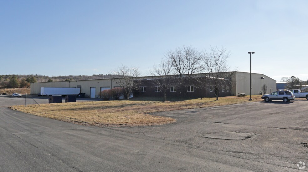 More Photos Of 1210 Route 9, South Schodack Warehouse For Lease