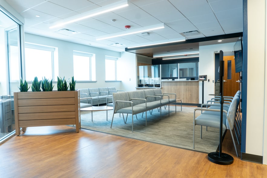 More Photos Of 64 Victor St, Highland Park Medical For Sale