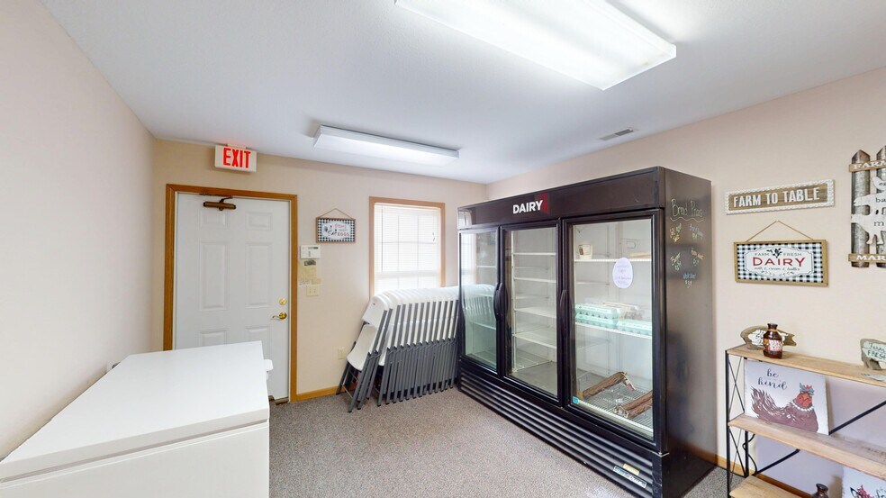 More Photos Of 707 Il Route 127, Greenville Flex For Sale