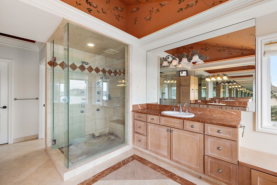 More Photos Of 10611 Lighthouse Pt, South Lyon Specialty For Sale