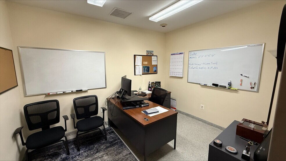 More Photos Of 88 Tyler Pl, South Plainfield Warehouse For Lease