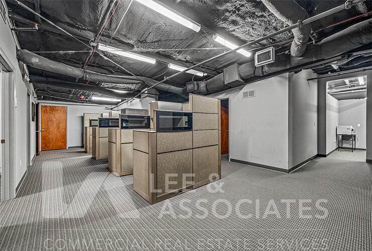 More Photos Of 485 Gus Hipp Blvd, Rockledge Manufacturing For Lease