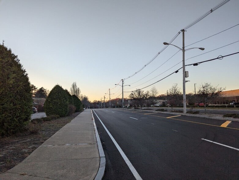 More Photos Of 87 Centre Of New England Blvd, Coventry Industrial For Sale
