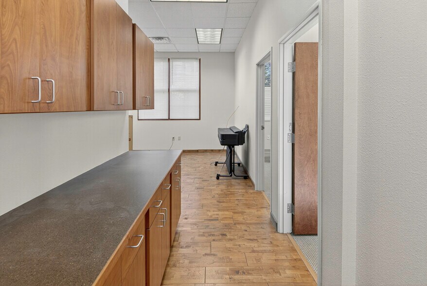 More Photos Of 88 Inverness Cir E, Englewood Office For Sale