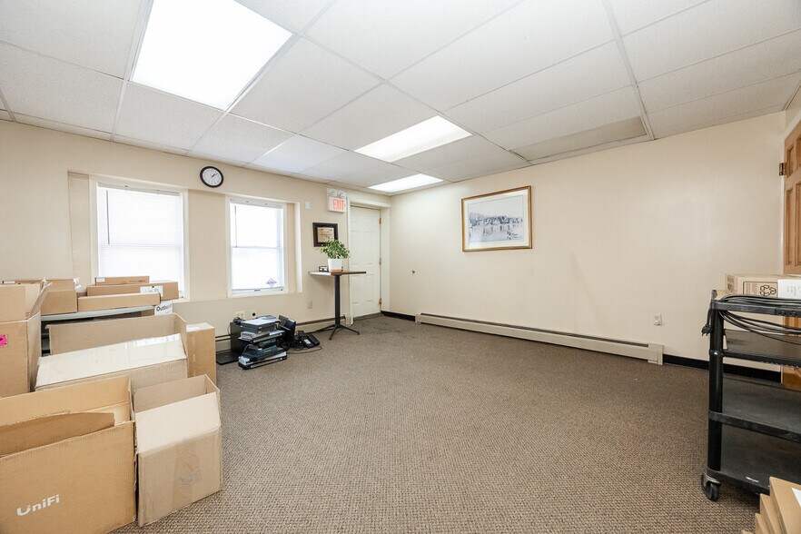 More Photos Of 67-73 Harry St, Conshohocken Office For Lease