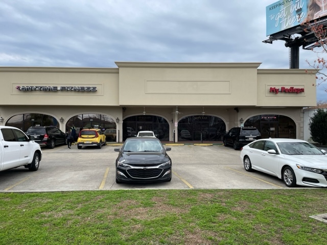 Primary Photo Of 5200 Veterans Memorial Blvd, Metairie Freestanding For Lease