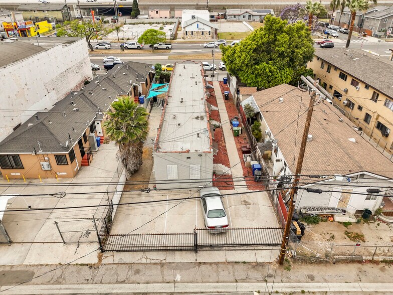 More Photos Of 10712 S Broadway, Los Angeles Apartments For Sale