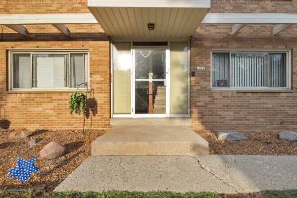 More Photos Of 1222 N 116th St, Wauwatosa Multifamily For Sale