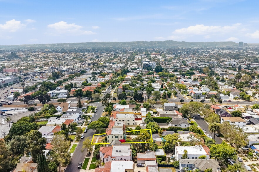 More Photos Of 1259 S Orange Dr, Los Angeles Apartments For Sale