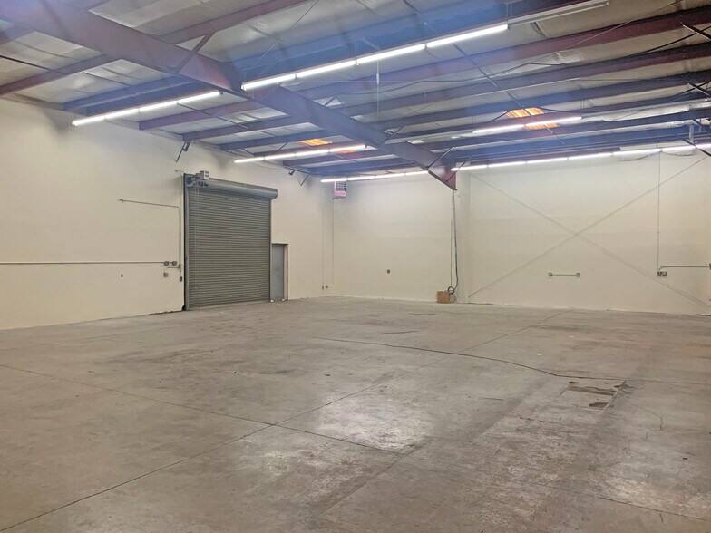 More Photos Of 520 Barham Ave, Santa Rosa Light Distribution For Sale