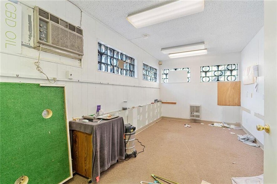 More Photos Of 911 W Hamilton St, Allentown Storefront Retail Office For Sale