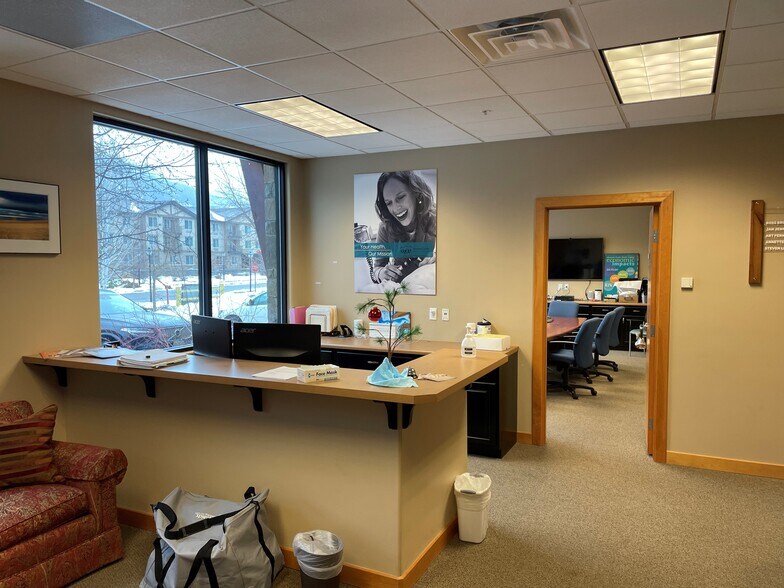 More Photos Of 2700 Gilstrap Ct, Glenwood Springs Office For Lease