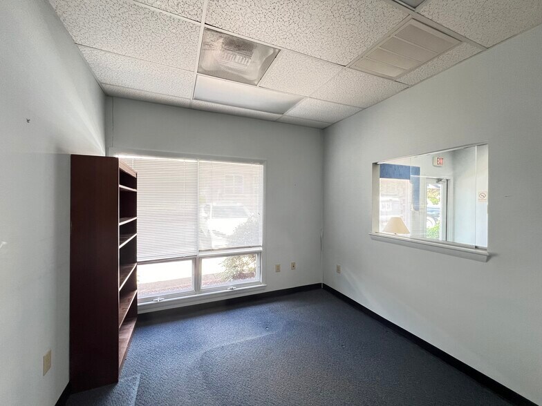 More Photos Of 3715 University Dr, Durham Medical For Lease