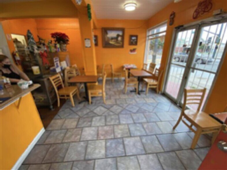 More Photos Of 3231 Macdonald Ave, Richmond Restaurant For Lease