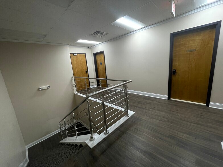 More Photos Of 115 US Highway 46, Mountain Lakes Medical For Lease
