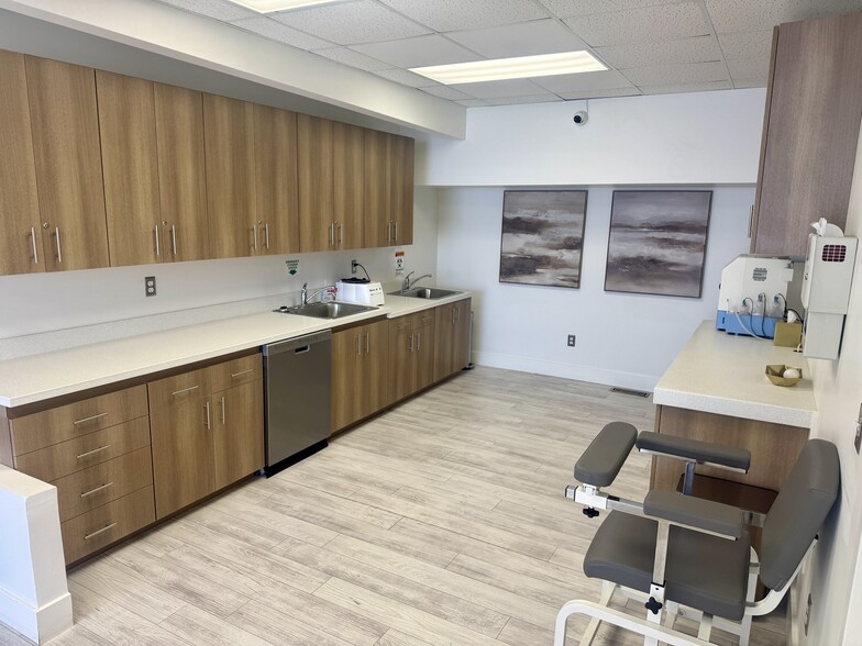 More Photos Of 3355 S State St, Salt Lake City Freestanding For Lease