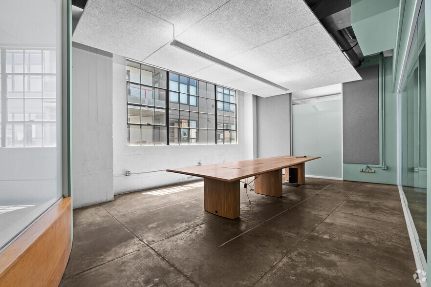 More Photos Of 283 4th St, Oakland Loft Creative Space For Sale