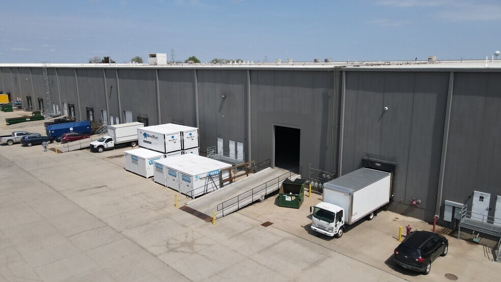 More Photos Of 200 SE 37th St, Grimes Distribution For Lease