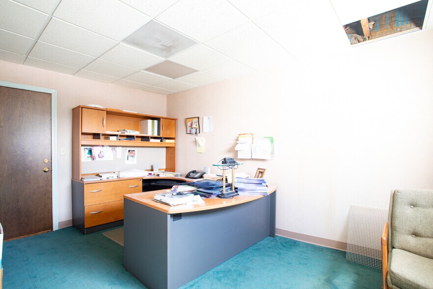 More Photos Of 377 Second St, Fall River Office Residential For Sale