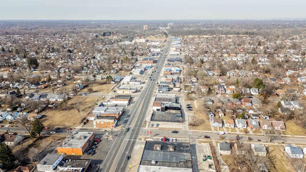 More Photos Of 19430 W Warren Ave, Detroit Specialty For Sale