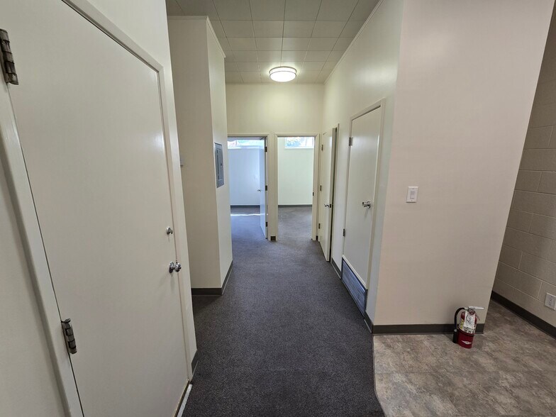 More Photos Of 190 W 25th Ave, San Mateo Storefront Retail Office For Lease