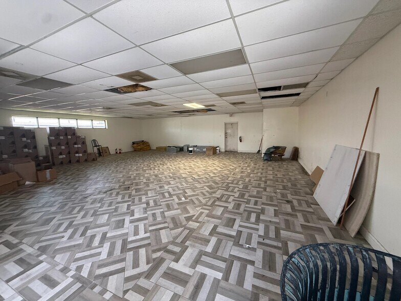 More Photos Of 252-282 W State Road 434, Longwood Unknown For Lease