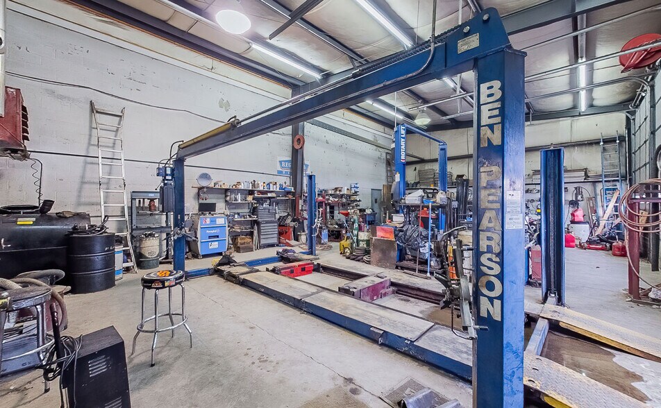 More Photos Of 765 Columbia Blvd, Bloomsburg Auto Repair For Sale