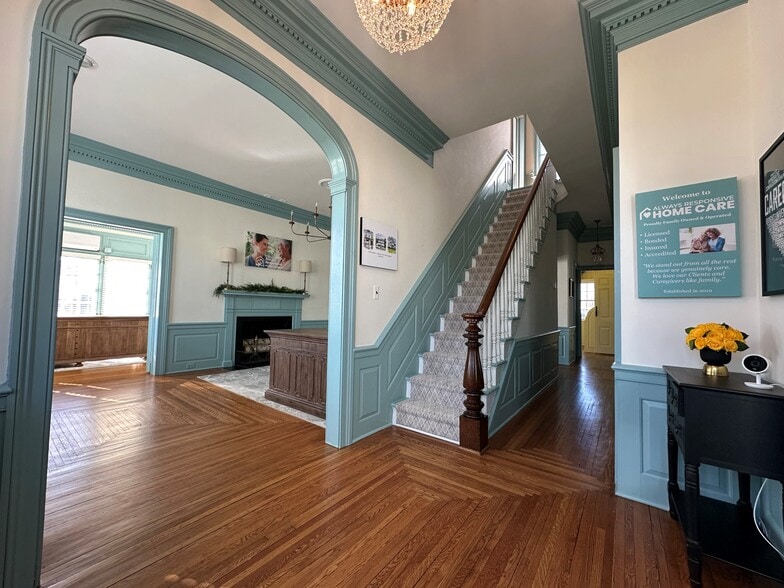 More Photos Of 78 Court St, Freehold Office Residential For Sale