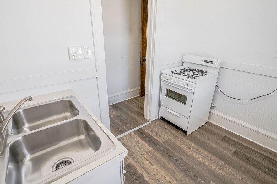 More Photos Of 990 Grand Ave, Saint Paul Apartments For Sale