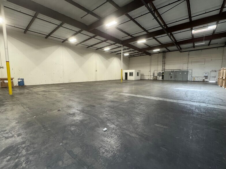 Primary Photo Of 18502 S Laurel Park Rd, Compton Warehouse For Lease