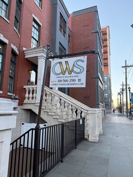 More Photos Of 299-307 Grand St, Jersey City Apartments For Lease