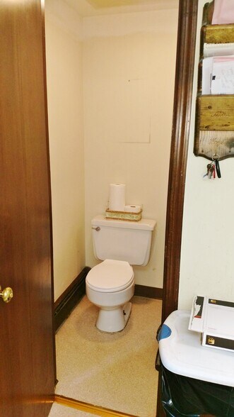 More Photos Of 17 Godwin Ave, Ridgewood General Retail For Sale