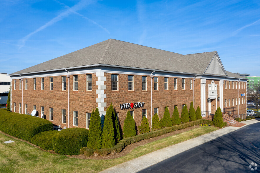 Primary Photo Of 9505 Williamsburg Plaza, Louisville Office For Lease