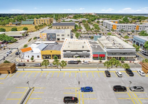 More Photos Of 110 E Pine St, Lakeland Storefront Retail Office For Sale