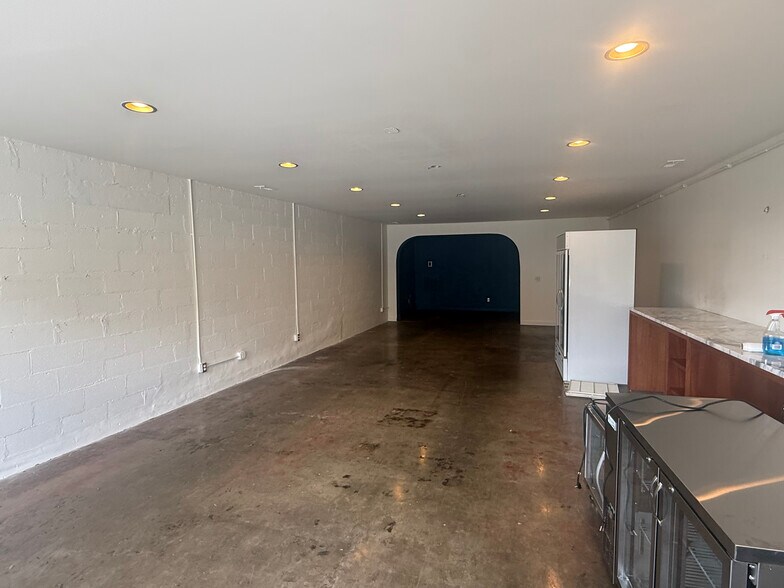 More Photos Of 1601 Riverside Dr, Nashville Storefront For Lease