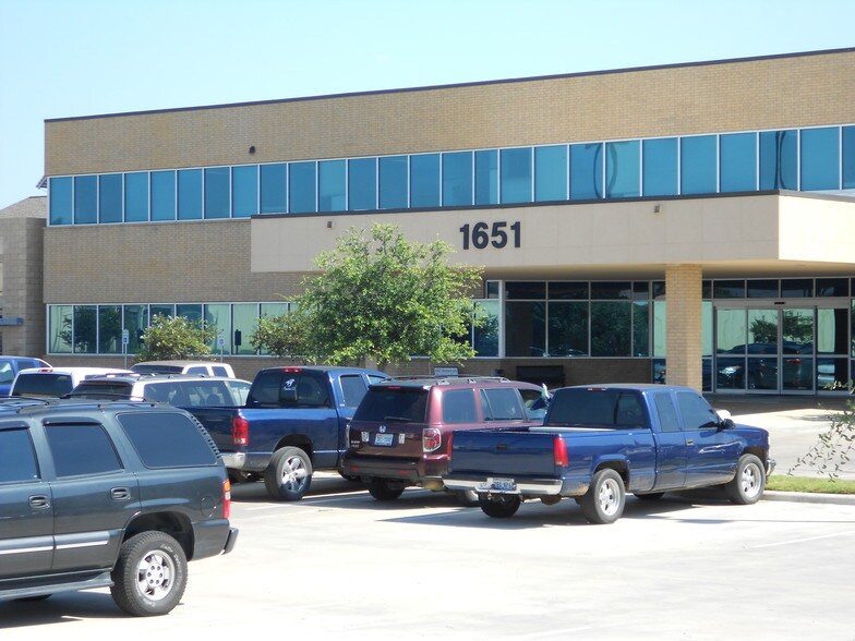 More Photos Of 1651 Rock Prairie Rd, College Station Medical For Lease