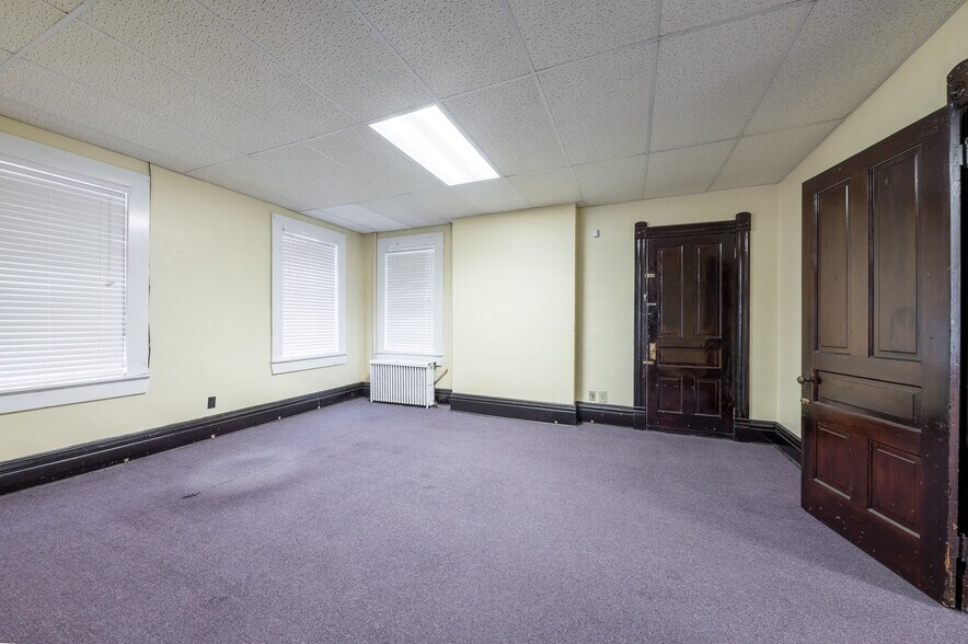 More Photos Of 68 High St, Morgantown Office For Lease