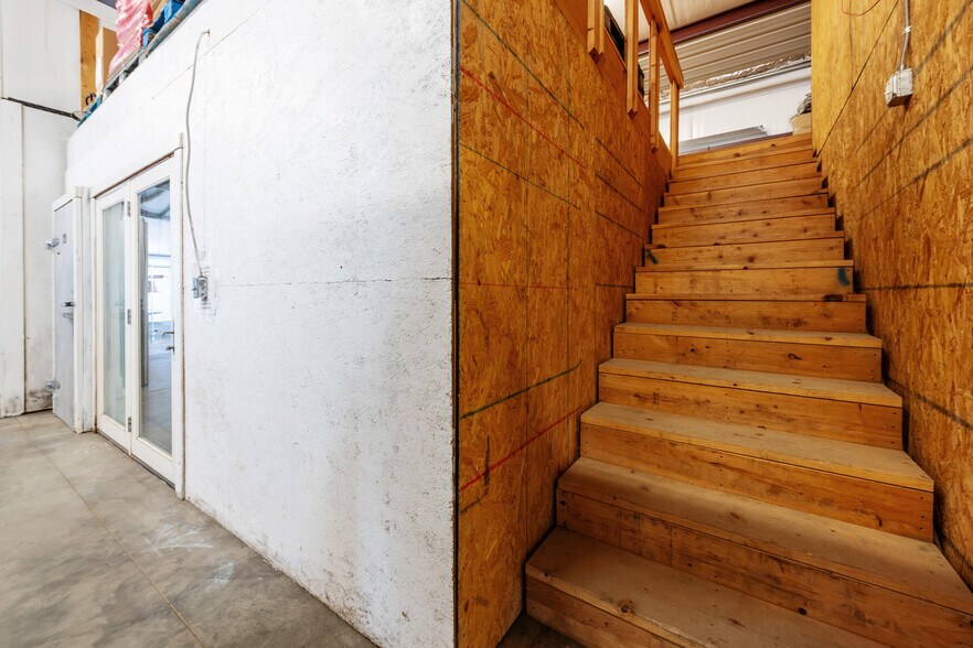 More Photos Of 10630 Private Road 1310, Wolfforth Industrial For Sale