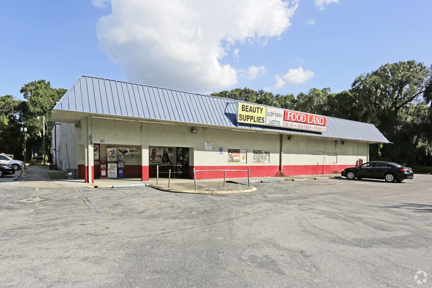 Primary Photo Of 925 15th St E, Bradenton Convenience Store For Sale