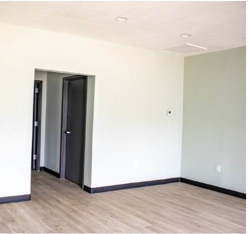 More Photos Of 25330 Aldine Westfield Rd, Spring Unknown For Lease