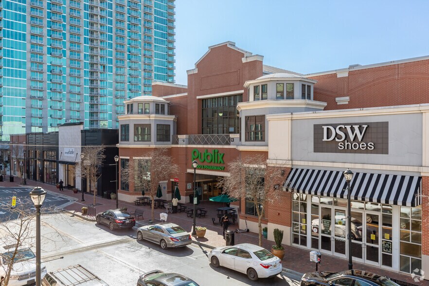 More Photos Of 1380 Atlantic Dr, Atlanta General Retail For Lease