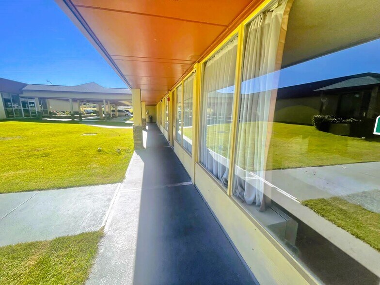 More Photos Of 1700 US-280, Phenix City Hotel For Sale