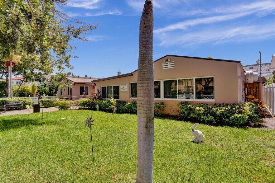 More Photos Of 1722 Madison St, Hollywood Assisted Living For Sale