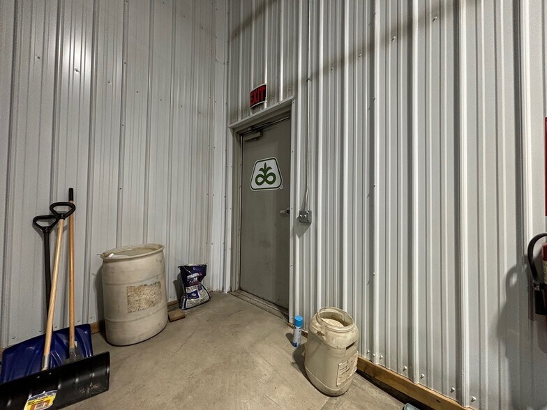 More Photos Of 6220 E Highway 2, Minot Service For Lease