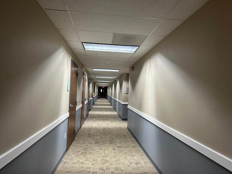 More Photos Of 375 Bay Rd, Queensbury Medical For Lease