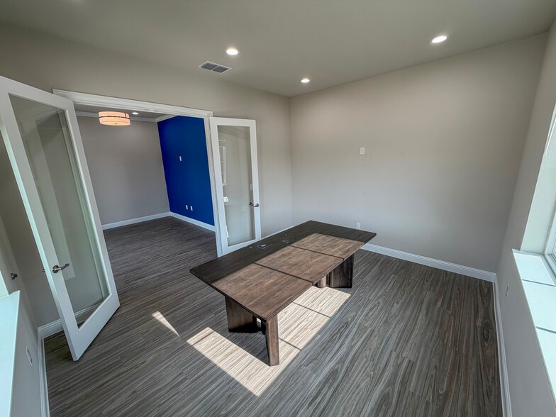 More Photos Of 291 N Preston Rd, Prosper Office For Lease