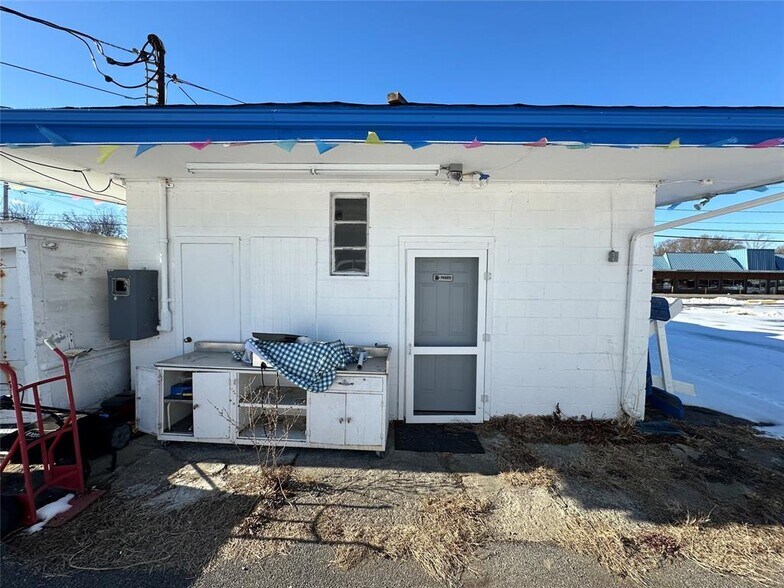 More Photos Of 71 Homestead Ave, Maybrook Freestanding For Sale