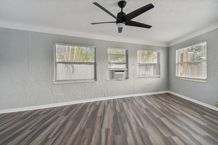 More Photos Of 779 9th Ave N, Saint Petersburg Apartments For Sale